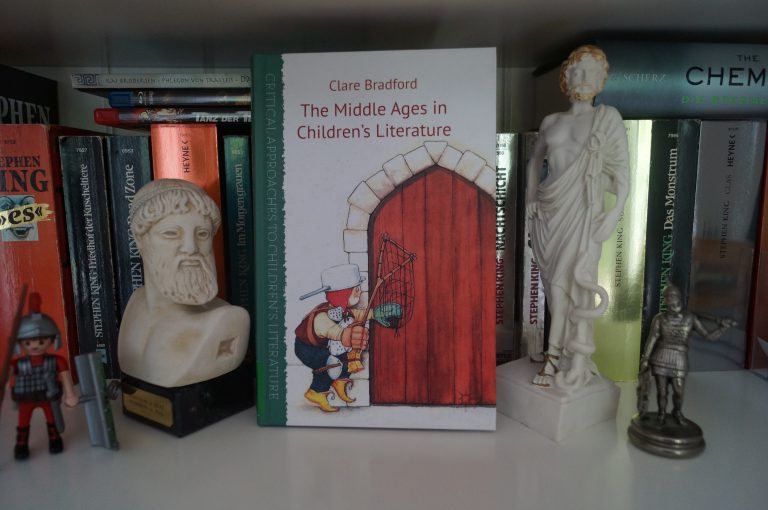 Über den Tellerrand geblickt – „The Middle Ages in Children’s Literature“ von Clare Bradford (Buchvorstellung)